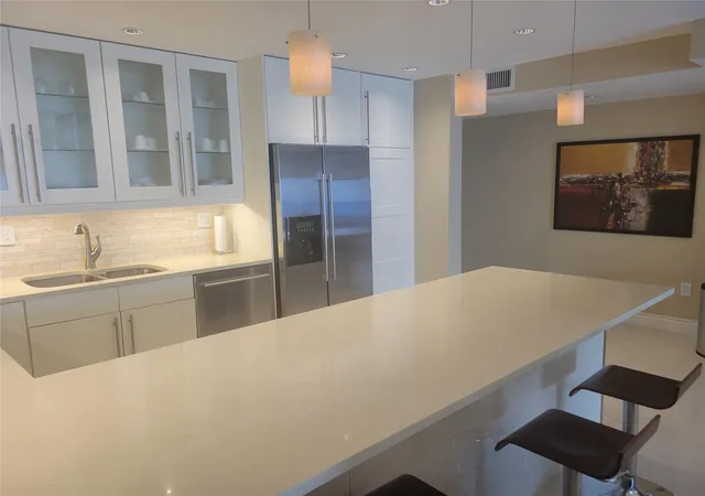 Photo 3 of Condo for sale at 19370 Collins Ave #1218, Sunny Isles Beach, FL 33160 | MLS# B26076834 | Listing updated on 2026-09-16