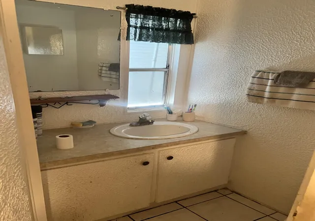 Photo 3 of Manufactured home for sale at 5385 Elaine Cir, West Palm Beach, FL 33417 | MLS# B26076868 | Listing updated on 2026-09-16