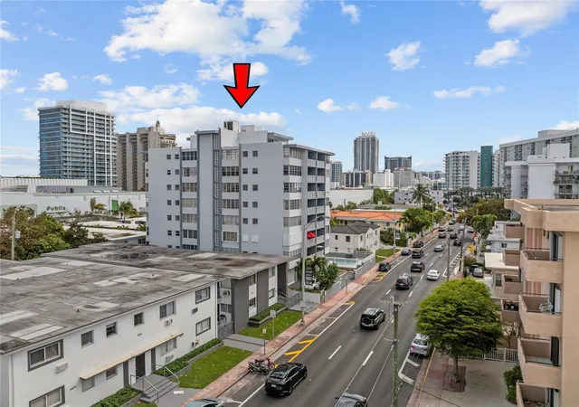 Listing Photo 4 - Condo for sale in building located at 6855 Abbott Ave, Miami, FL 33141 - Unit #504