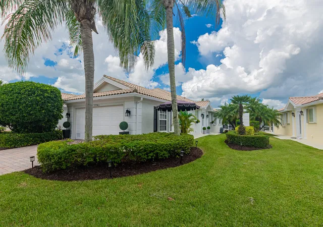 Single family home for sale at 10846 SW Elsinore Dr, Port Saint Lucie, FL 34987 | MLS# B26076998