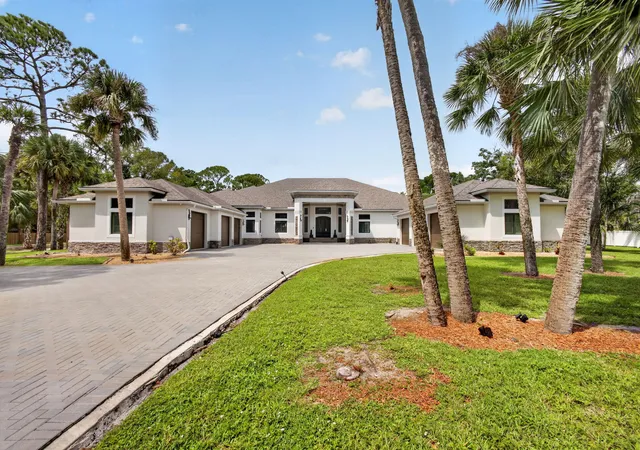 Photo 1 of Mansion for sale at 145 24th Avenue, Vero Beach, FL 32962 | MLS# B26077124 | Listing updated on 2026-09-23