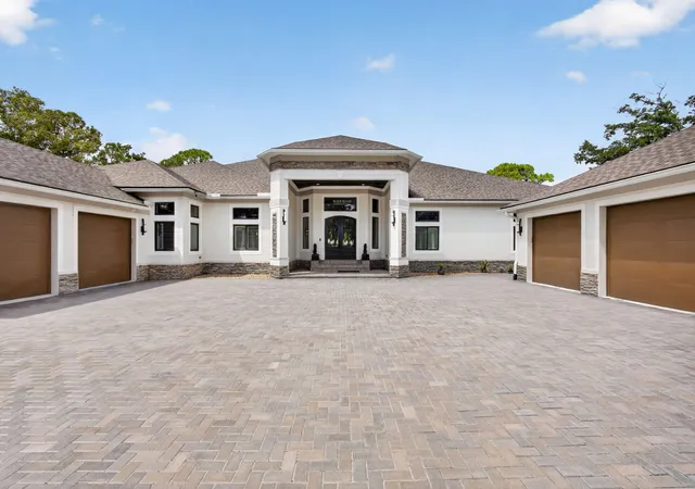 Photo 4 of Single family home for sale at 145 24th Avenue, Vero Beach, FL 32962 | MLS# B26077124 | Listing updated on 2026-09-23
