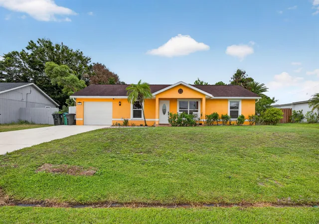 Single family home for sale at 1314 SW Bellevue Ave, Port Saint Lucie, FL 34953 | MLS# B26077127