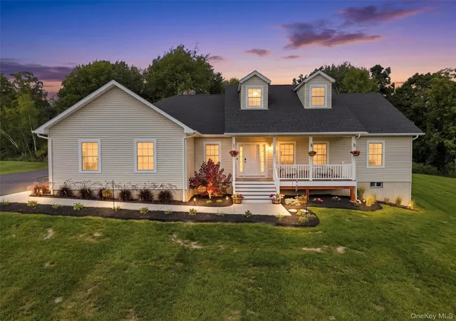 Photo 3 of Single family home for sale at 19 Firemens Ln, Newburgh (town), NY 12550 | MLS# 1034806 | Listing updated on 2026-09-06