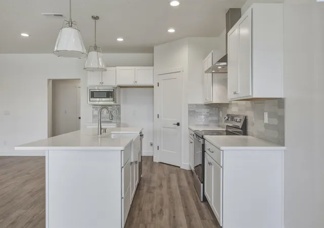 Photo 2 of Townhouse for sale at 4586 Brook Ct, West Richland, WA 99353 | MLS# 296338 | Listing updated on 2026-09-11