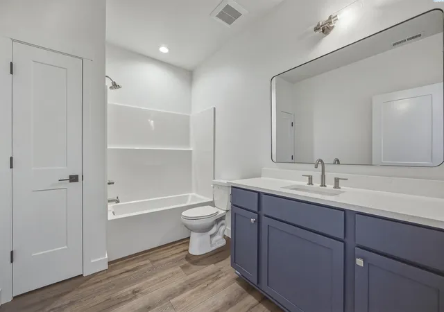 Photo 4 of Townhouse for sale at 4586 Brook Ct, West Richland, WA 99353 | MLS# 296338 | Listing updated on 2026-09-11