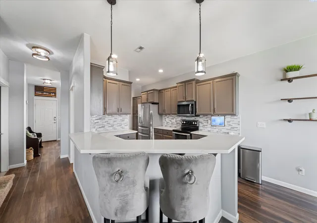Photo 2 of Single family home for sale at 1031 W Edison St, Connell, WA 99326 | MLS# 296142 | Listing updated on 2026-09-10