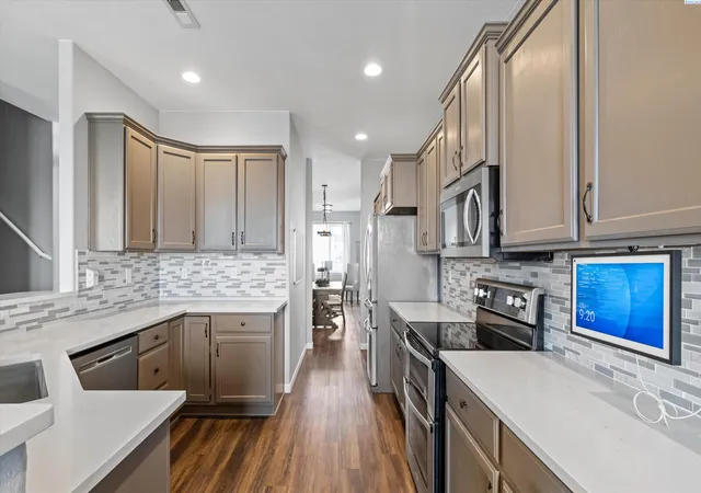Photo 4 of Single family home for sale at 1031 W Edison St, Connell, WA 99326 | MLS# 296142 | Listing updated on 2026-09-10