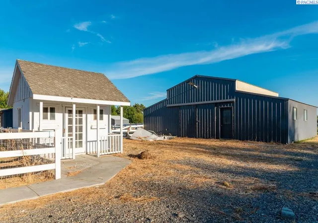 Photo 3 of Single family home for sale at 96305 N Yakima River Dr, West Richland, WA 99353 | MLS# 296348 | Listing updated on 2026-09-16