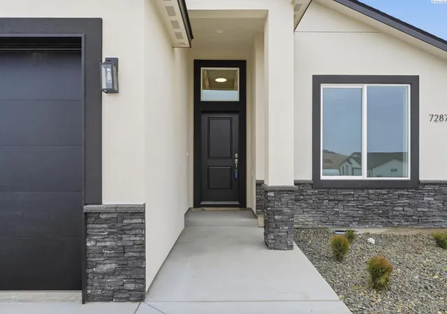 Photo 1 of Single family home for sale at 7287 W 30th Avenue, Kennewick, WA 99338 | MLS# 295162 | Listing updated on 2026-09-11