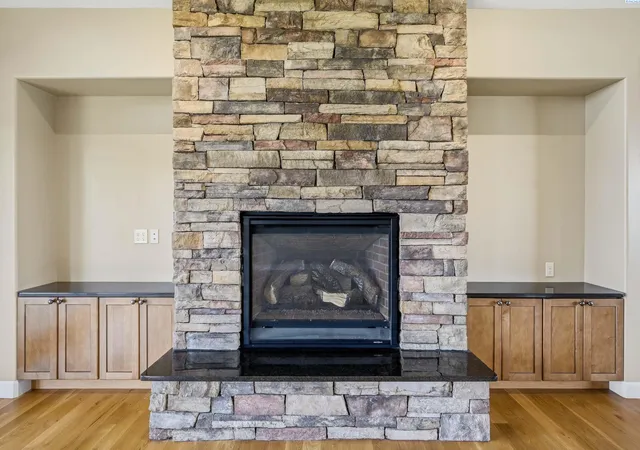 Photo 2 of Single family home for sale at 1875 Sw Barclay Ridge Dr, Pullman, WA 99163 | MLS# 296286 | Listing updated on 2026-09-11