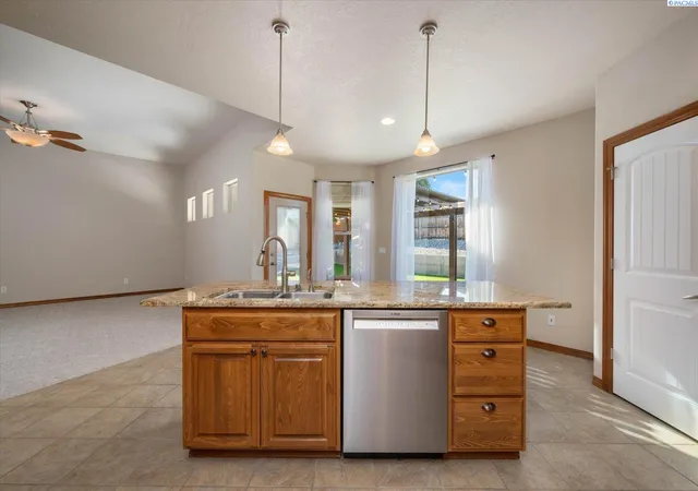 Photo 2 of Single family home for sale at 4351 Limestone Ct, Richland, WA 99352 | MLS# 296358 | Listing updated on 2026-09-13