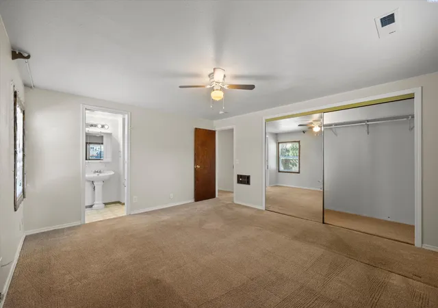 Photo 4 of Single family home for sale at 303 E 8th Avenue, Kennewick, WA 99336 | MLS# 296115 | Listing updated on 2026-09-11