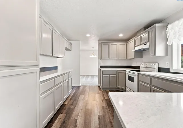 Photo 4 of Single family home for sale at 5600 Monica Ct, West Richland, WA 99353 | MLS# 295538 | Listing updated on 2026-09-10