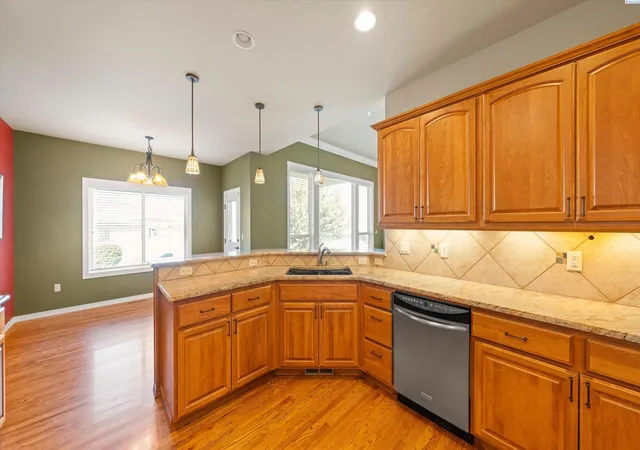 Photo 2 of Single family home for sale at 934 Allenwhite Dr, Richland, WA 99352 | MLS# 296315 | Listing updated on 2026-09-11