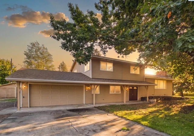 Photo 1 of Single family home for sale at 803 N Road 37th, Pasco, WA 99301 | MLS# 296234 | Listing updated on 2026-09-09