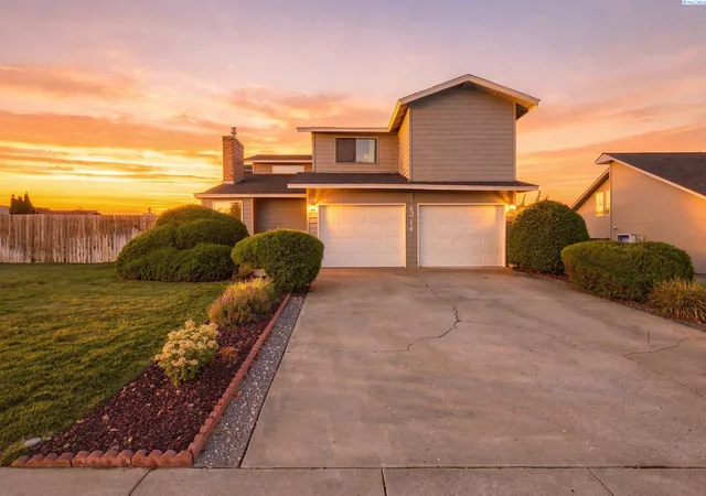 Photo 1 of Single family home for sale at 4214 Desert Pl, Pasco, WA 99301 | MLS# 296343 | Listing updated on 2026-09-11