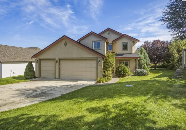 Photo 1 of Single family home for sale at 522 Charbonneau Dr, Richland, WA 99352 | MLS# 296314 | Listing updated on 2026-09-10