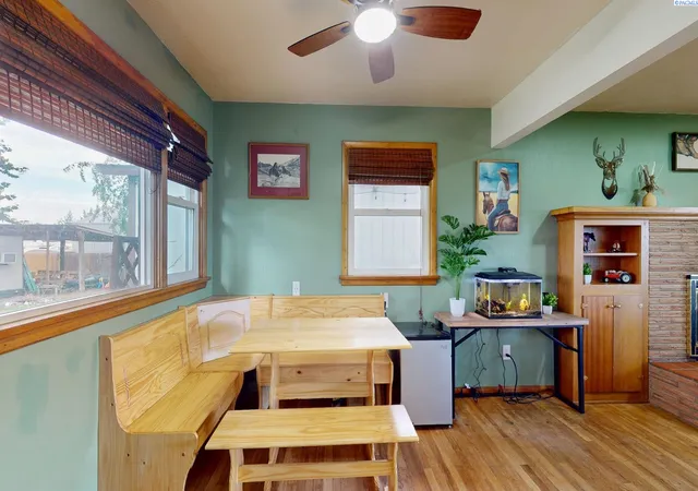 Photo 2 of Single family home for sale at 27073 Ice Harbor Dr, Burbank, WA 99323 | MLS# 296192 | Listing updated on 2026-09-13