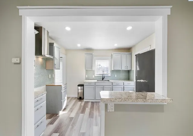 Photo 3 of Single family home for sale at 215 N 12th Avenue, Pasco, WA 99301 | MLS# 296359 | Listing updated on 2026-09-13