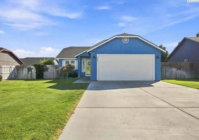Photo 1 of Single family home for sale at 6107 Westport Ln, Pasco, WA 99301 | MLS# 296307 | Listing updated on 2026-09-11