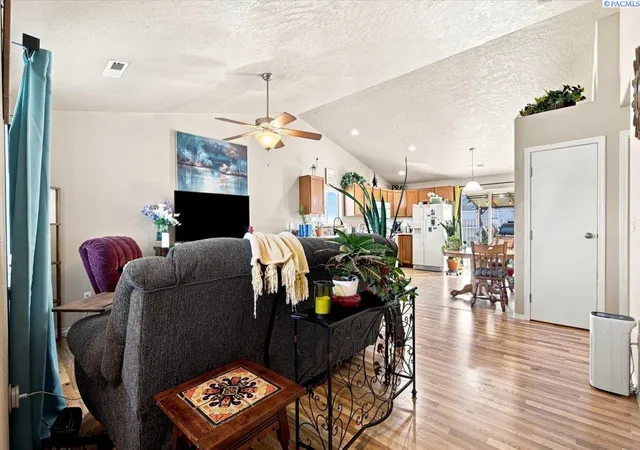Photo 36 of Single family home for sale at 6107 Westport Ln, Pasco, WA 99301 | MLS# 296307 | Listing updated on 2026-09-11