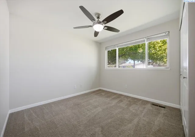 Photo 3 of Single family home for sale at 2419 Grand Ronde, Kennewick, WA 99336 | MLS# 296153 | Listing updated on 2026-09-11