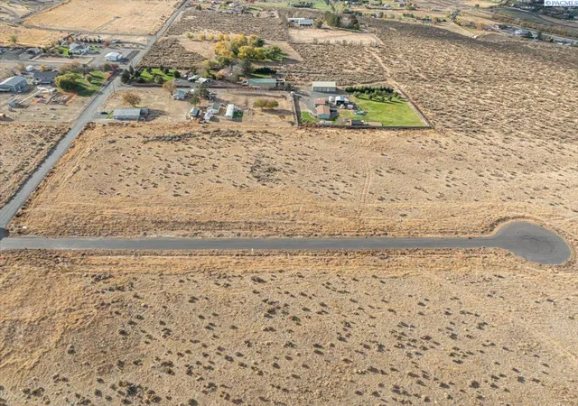 Photo 1 of Land for sale at 29148 Mammoth Dr, Kennewick, WA 99338 | MLS# 279816 | Listing updated on 2026-09-09
