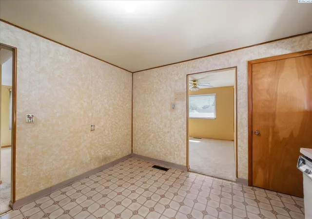 Photo 3 of Single family home for sale at 1823 W Brown St, Pasco, WA 99301 | MLS# 296346 | Listing updated on 2026-09-12
