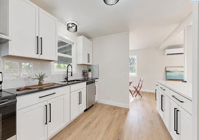 Photo 2 of Single family home for sale at 96 Waldron St, Richland, WA 99354 | MLS# 296340 | Listing updated on 2026-09-11