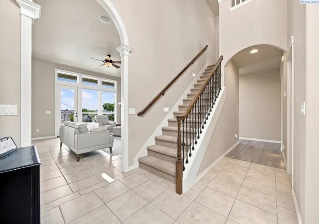 Photo 2 of Single family home for sale at 298 Piper St, Richland, WA 99352 | MLS# 296251 | Listing updated on 2026-09-10