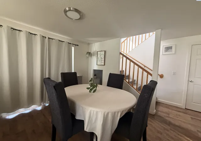Photo 2 of Single family home for sale at 6112 Westminster Ln, Pasco, WA 99301 | MLS# 296352 | Listing updated on 2026-09-11