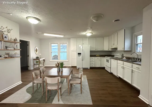 Photo 3 of Manufactured home for sale at 411 N Pine St, Brazil, IN 47834 | MLS# 202548731 | Listing updated on 2026-09-29