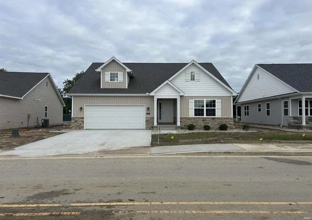 Photo 1 of Condo for sale at 330 Peace Tree Village Dr #5, Rochester, IN 46975 | MLS# 202607098 | Listing updated on 2026-09-25