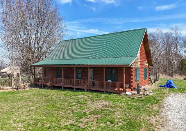 Photo 3 of Manufactured home for sale at 728 S Sandstone Rd, Williams, IN 47470 | MLS# 202609550 | Listing updated on 2026-09-10