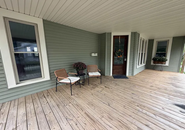 Photo 3 of Manufactured home for sale at 437 N Conde St, Tipton, IN 46072 | MLS# 202610151 | Listing updated on 2026-09-11