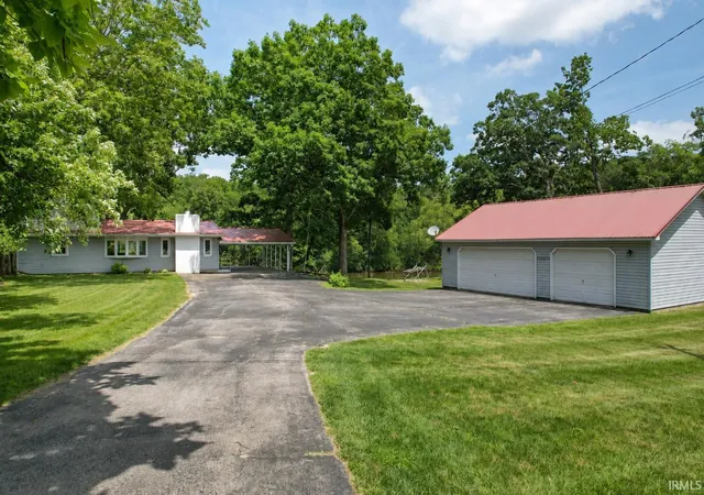 Photo 1 of Manufactured home for sale at 336 N Beach Dr, Monticello, IN 47960 | MLS# 202611812 | Listing updated on 2026-09-30