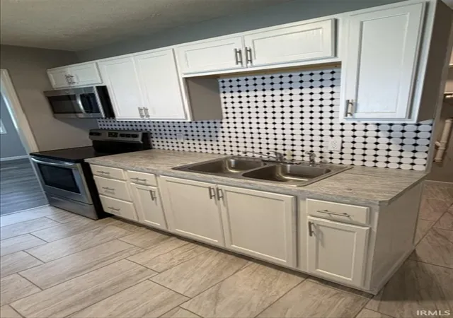 Photo 3 of Manufactured home for sale at 1250 Maple Ct St, Evansville, IN 47714 | MLS# 202615534 | Listing updated on 2026-09-03