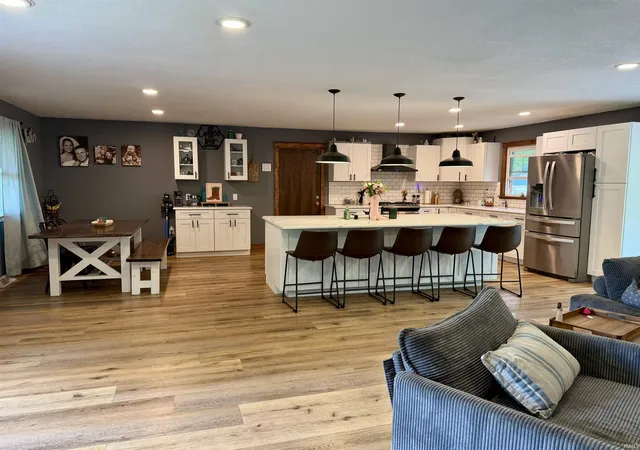 Photo 2 of Manufactured home for sale at 1802 S Carole Ct, Peru, IN 46970 | MLS# 202615686 | Listing updated on 2026-09-09