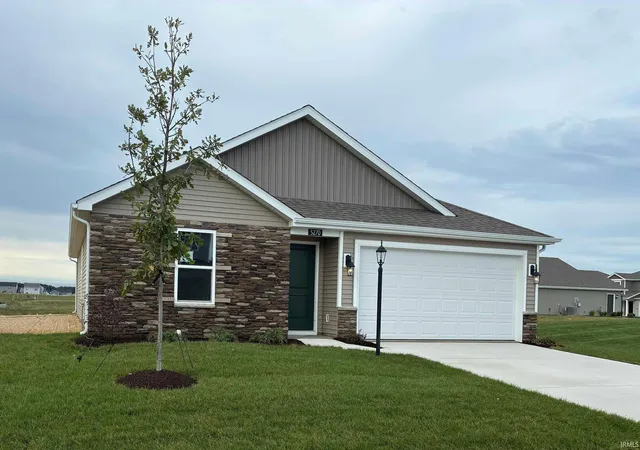 Photo 3 of Sale Pending at 5270 Tranquilo Way, Fort Wayne, IN 46818 | MLS# 202615987 | Listing updated on 2026-09-10
