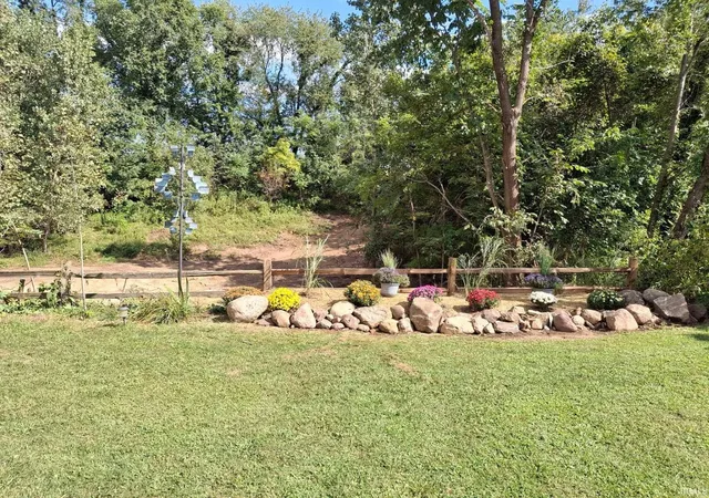Photo 38 of Manufactured home for sale at 33671 Woodmont Ridge Dr, New Carlisle, IN 46552 | MLS# 202618501 | Listing updated on 2026-09-07