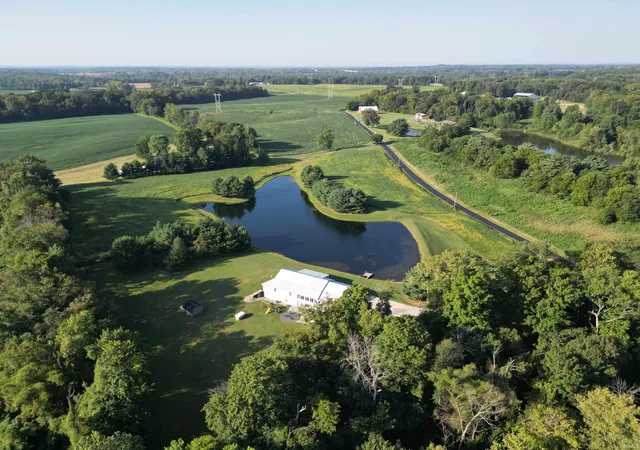 Photo 2 of Manufactured home for sale at 2892 N Co Rd 250 W, Petersburg, IN 47567 | MLS# 202618981 | Listing updated on 2026-09-03