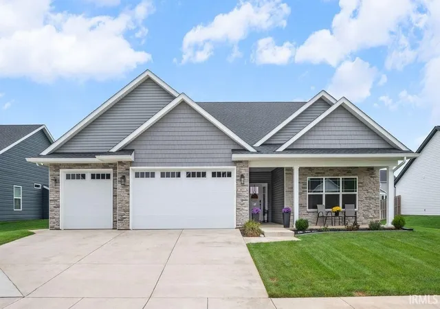 Photo 1 of Manufactured home for sale at 4873 Abbeyville Dr, Lafayette, IN 47909 | MLS# 202621112 | Listing updated on 2026-10-12