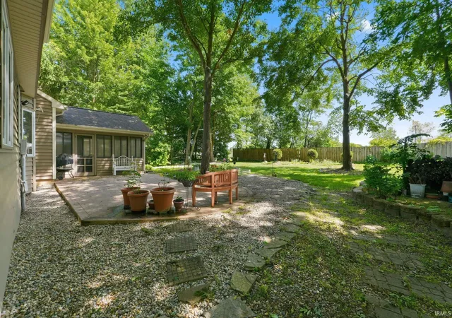 Photo 32 of Manufactured home for sale at 6510 Oak Forest Trl, Fort Wayne, IN 46835 | MLS# 202621546 | Listing updated on 2026-10-05