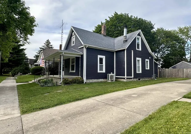 Photo 3 of Manufactured home for sale at 1020 S Armstrong St, Kokomo, IN 46902 | MLS# 202622240 | Listing updated on 2026-09-15