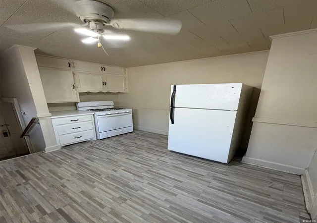 Photo 4 of Manufactured home for sale at 1313 N Fares Ave, Evansville, IN 47711 | MLS# 202623056 | Listing updated on 2026-09-25