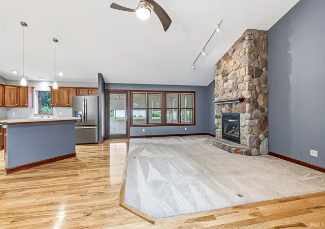 Photo 3 of Manufactured home for sale at 58165 Coneflower Dr, Goshen, IN 46528 | MLS# 202624586 | Listing updated on 2026-09-09
