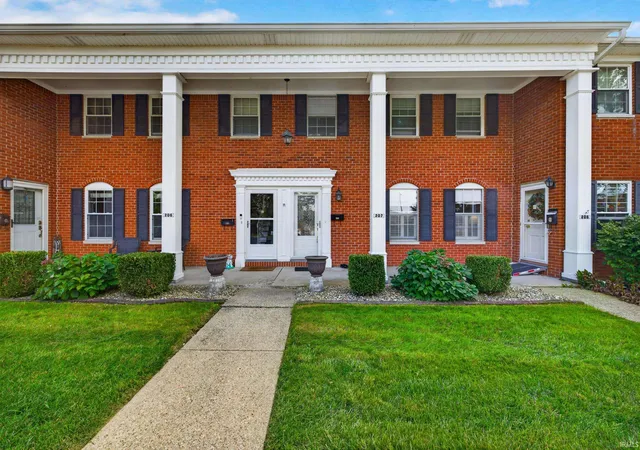 Photo 1 of Condo for sale at 207 S Forest Dr, Kokomo, IN 46901 | MLS# 202625474 | Listing updated on 2026-09-28