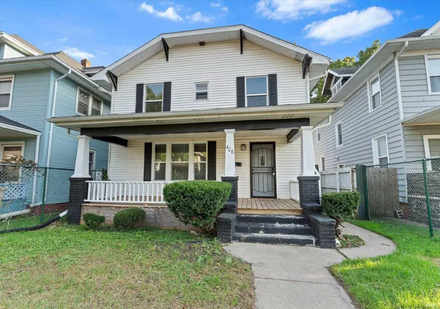 Photo 1 of Sale Pending at 406 E Broadway St, South Bend, IN 46601 | MLS# 202625679 | Listing updated on 2026-10-21