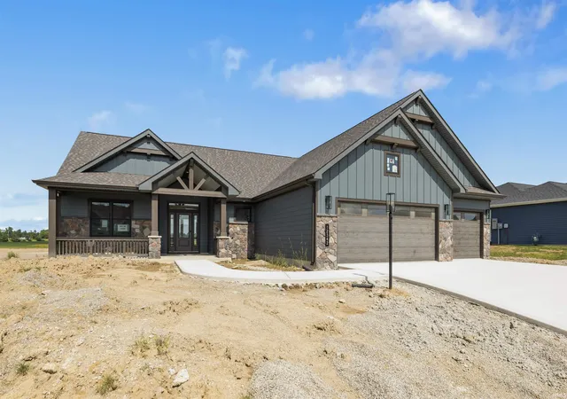 Photo 2 of Manufactured home for sale at 12342 Blue Jay Trl, Fort Wayne, IN 46814 | MLS# 202625882 | Listing updated on 2026-09-08